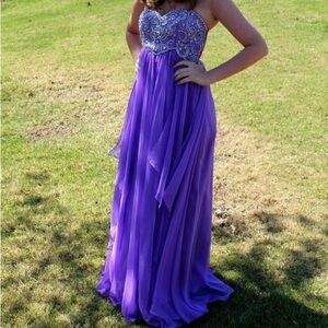 Dave & Johnny purple gown